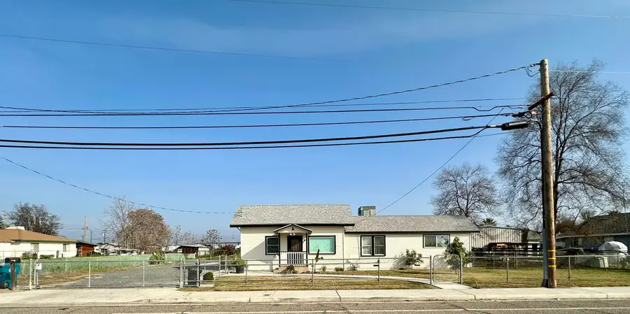 72 S Newcomb Street, Porterville, CA 93257 - Image #2