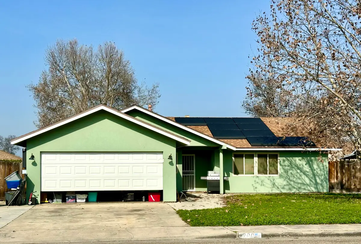 1700 W Mulberry Avenue, Porterville, CA 93257 - Image #1