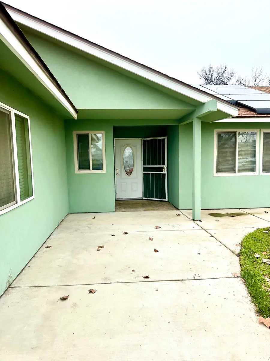 1700 W Mulberry Avenue, Porterville, CA 93257 - Image #2
