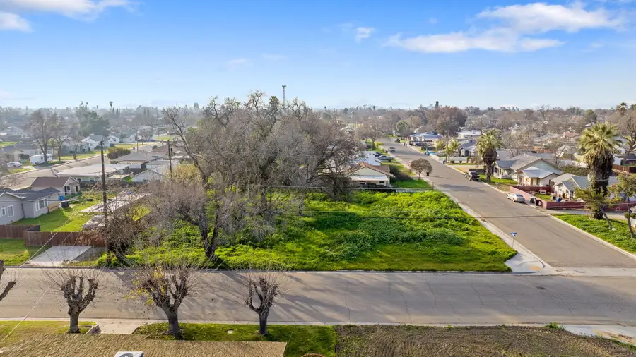 109 Hamlet Street, Lemoore, CA 93245 - Image #3