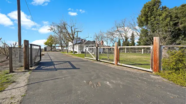 41709 Road 52, Reedley, CA 93654