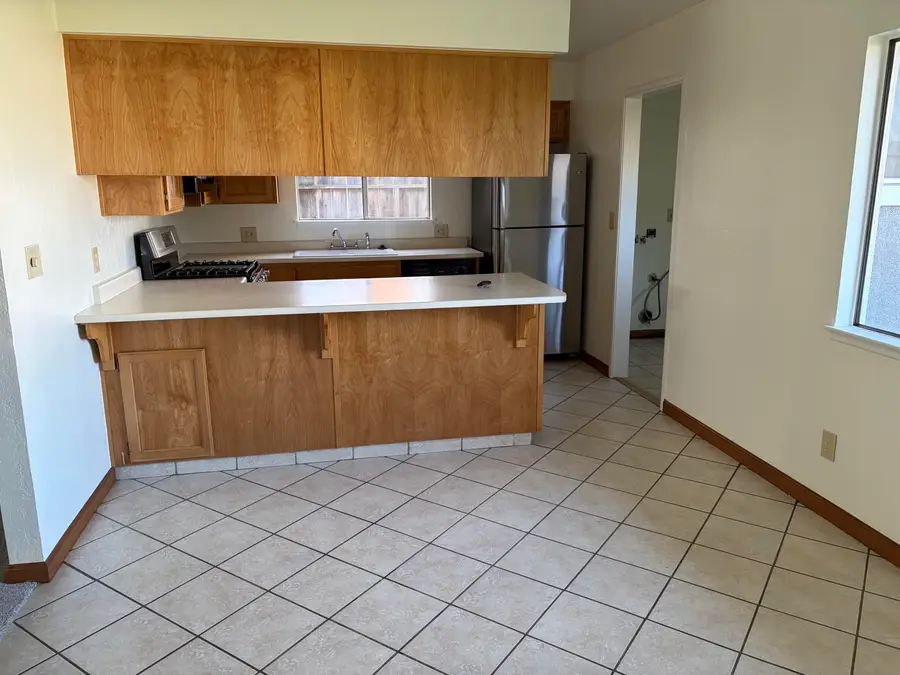 3535 W Laurel Avenue, Visalia, CA 93277 - Image #3
