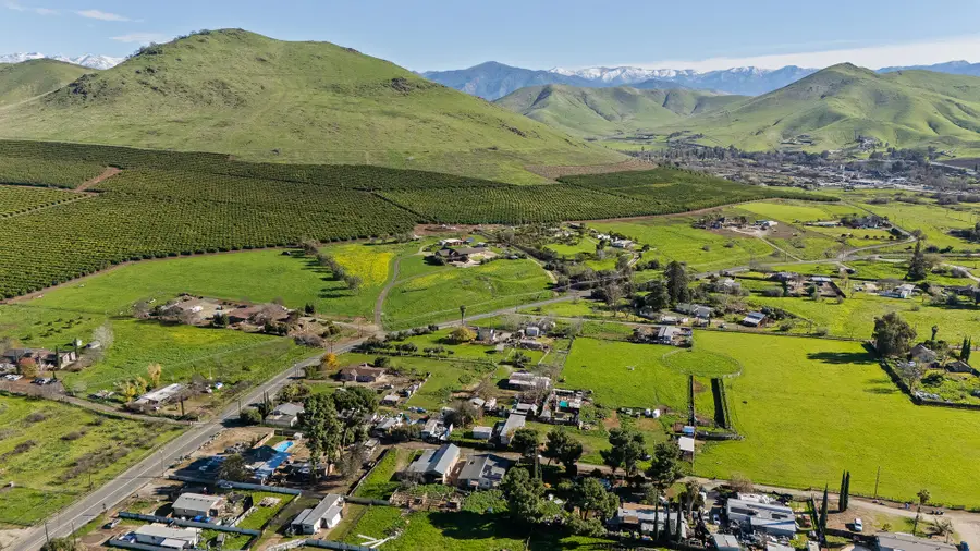 27795 Avenue 146 #A, Porterville, CA 93257 - Image #2