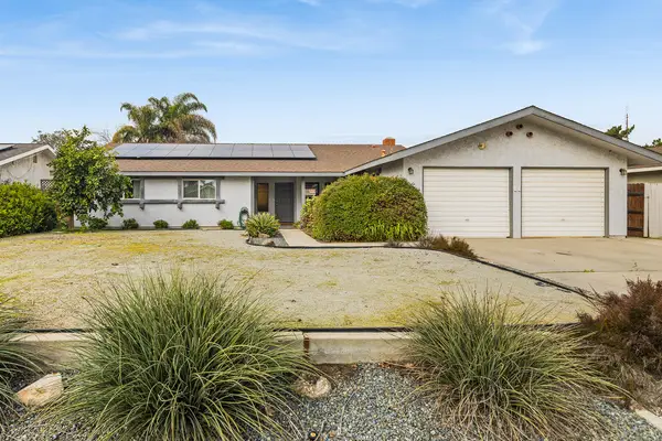 3408 W Coppola Avenue, Visalia, CA 93277