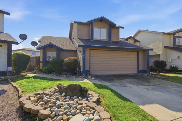 1205 E Ferguson Avenue, Visalia, CA 93292