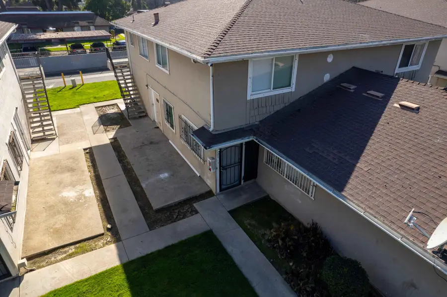 2585 W Fairmont Avenue, Fresno, CA 93705 - Image #2