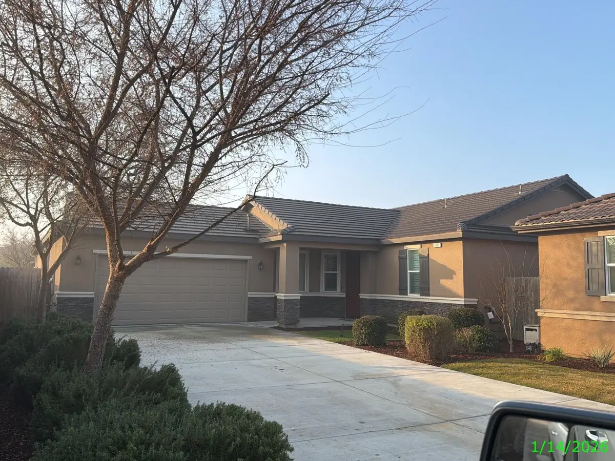 3237 N Kent Street, Visalia, CA 93291 - #1