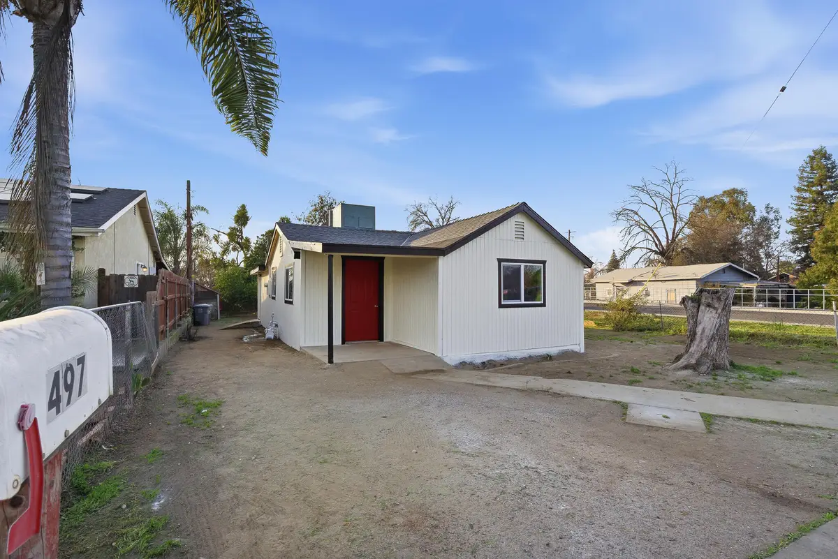 497 N Oakview Avenue, Farmersville, CA 93223 - #1