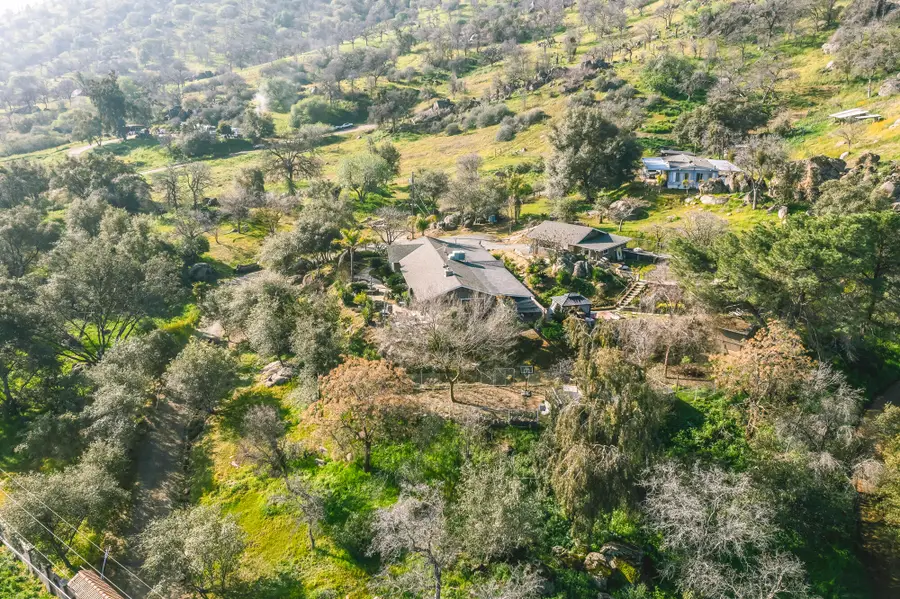 37129 Pebble Lane, Yokuts Valley, CA 93675 - Image #2