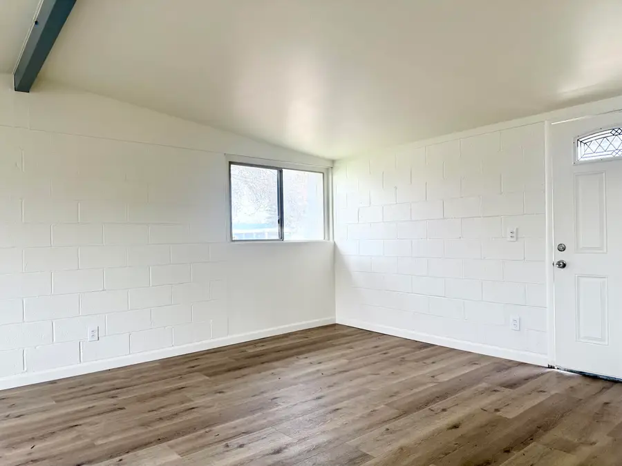 210 Sequoia Drive, Exeter, CA 93221 - #3