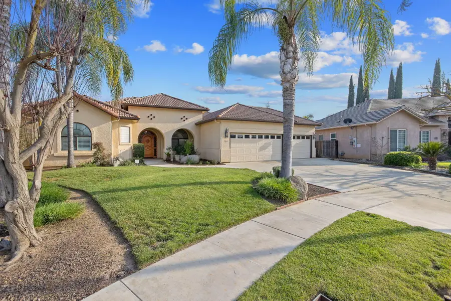 729 St Thomas Court, Exeter, CA 93221 - #2