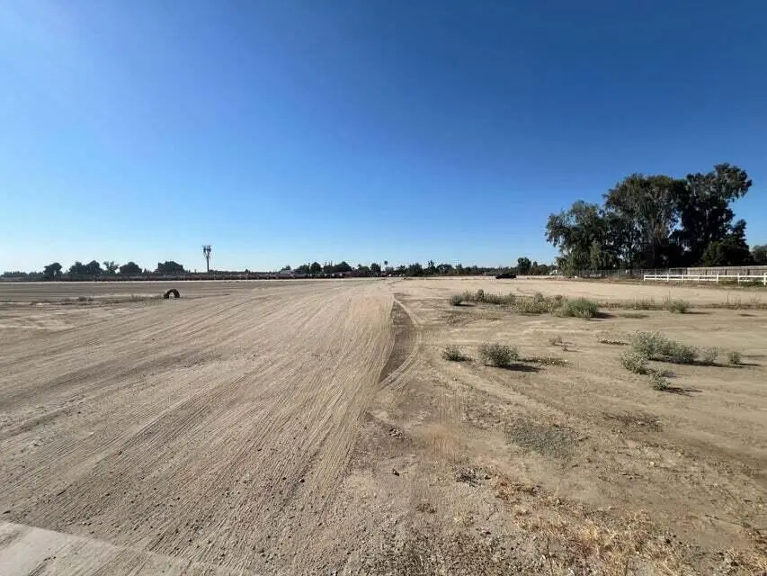 Cartmill Ave., Tulare, CA 93274 - #2