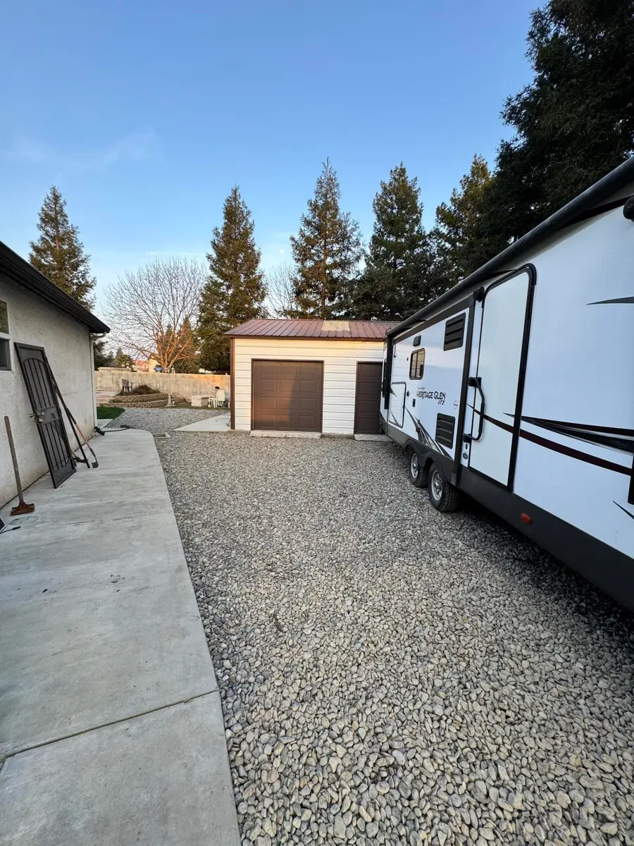 1826 Tocia Avenue, Tulare, CA 93274 - #3