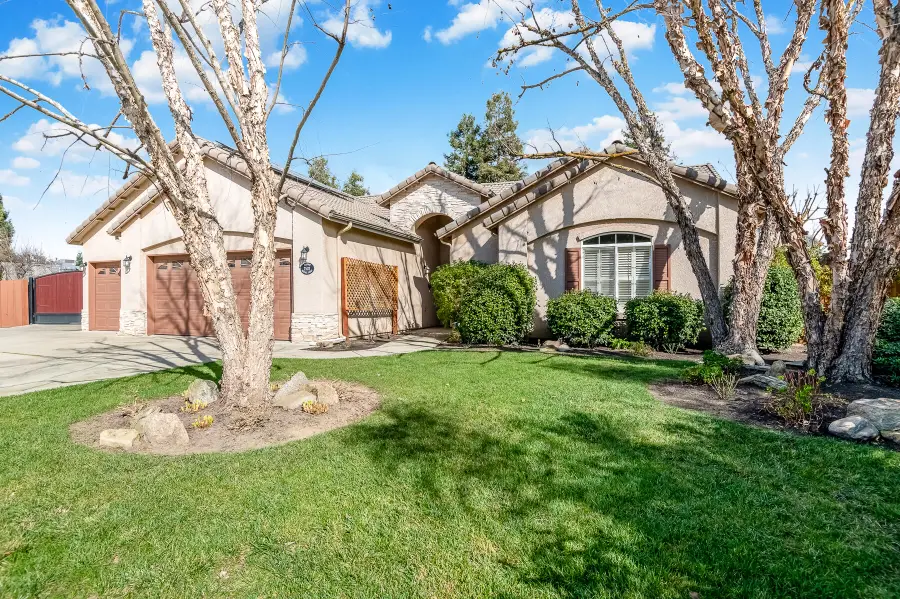 2502 W Babcock Court, Visalia, CA 93291 - #2