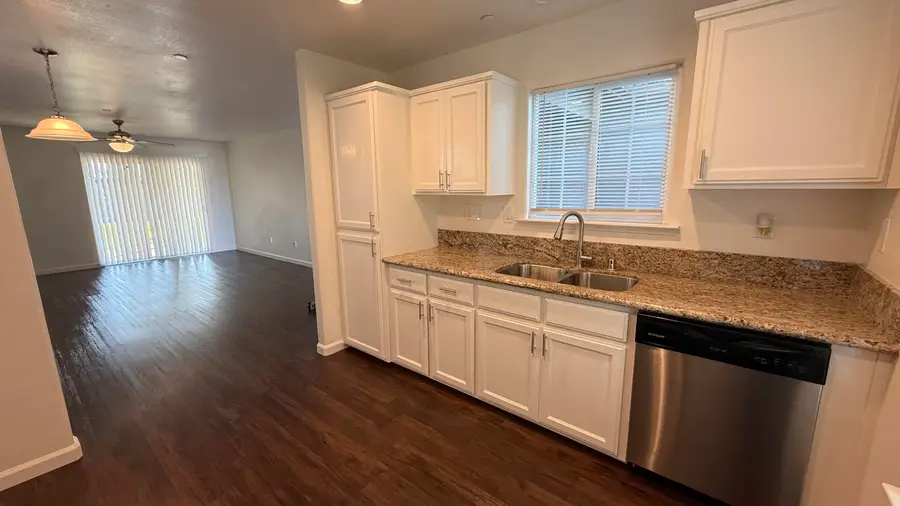 2211 Bell Avenue, Corcoran, CA 93212 - #2