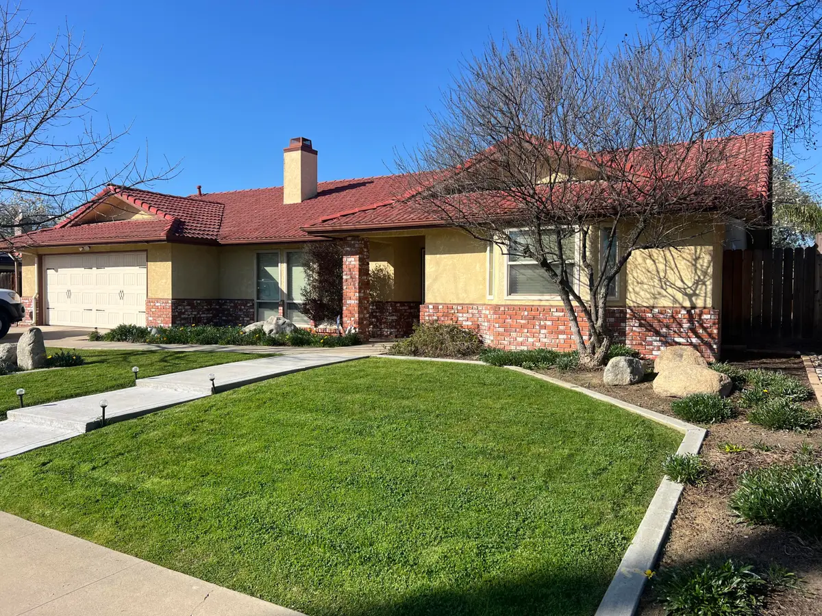 228 Orange Court, Hanford, CA 93230 - #1