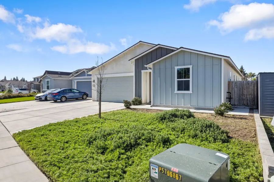 2635 S Cain Court, Visalia, CA 93292 - #3