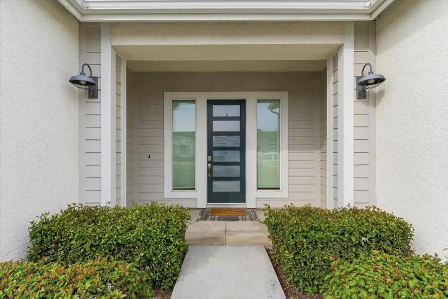 434 E Tyler Court, Visalia, CA 93291 - #3