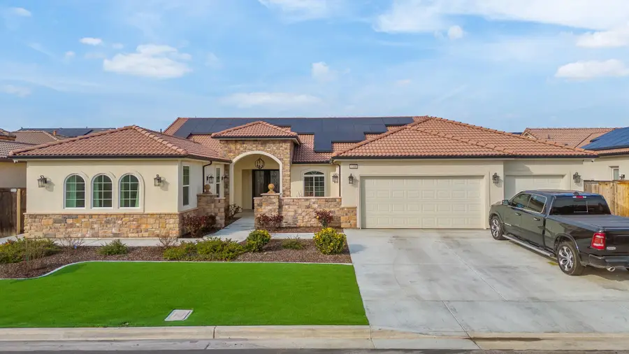 3108 E Beech Court, Visalia, CA 93292 - #2