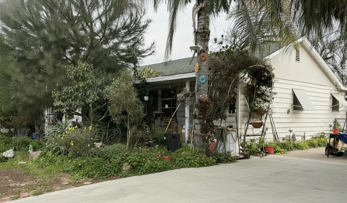 328 N Conley Street N, Porterville, CA 93257 - #1