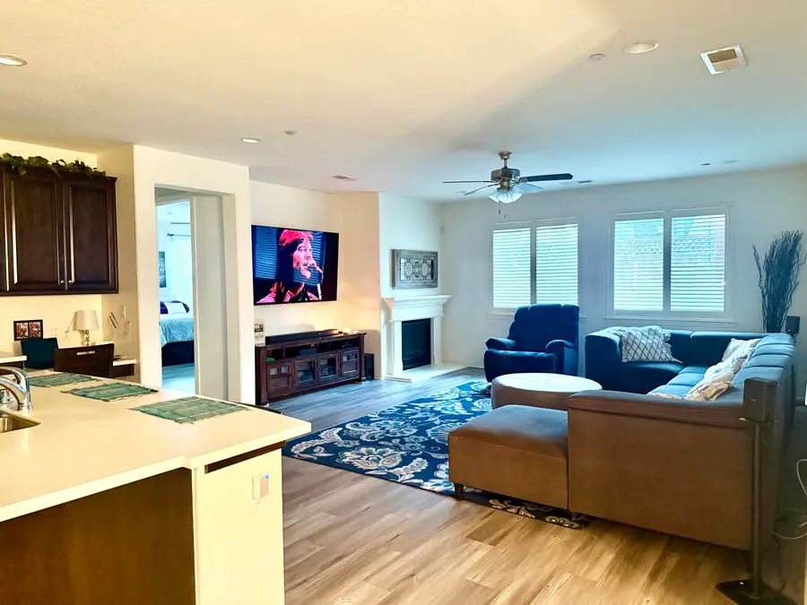 3934 E Willow Avenue, Visalia, CA 93292 - #3