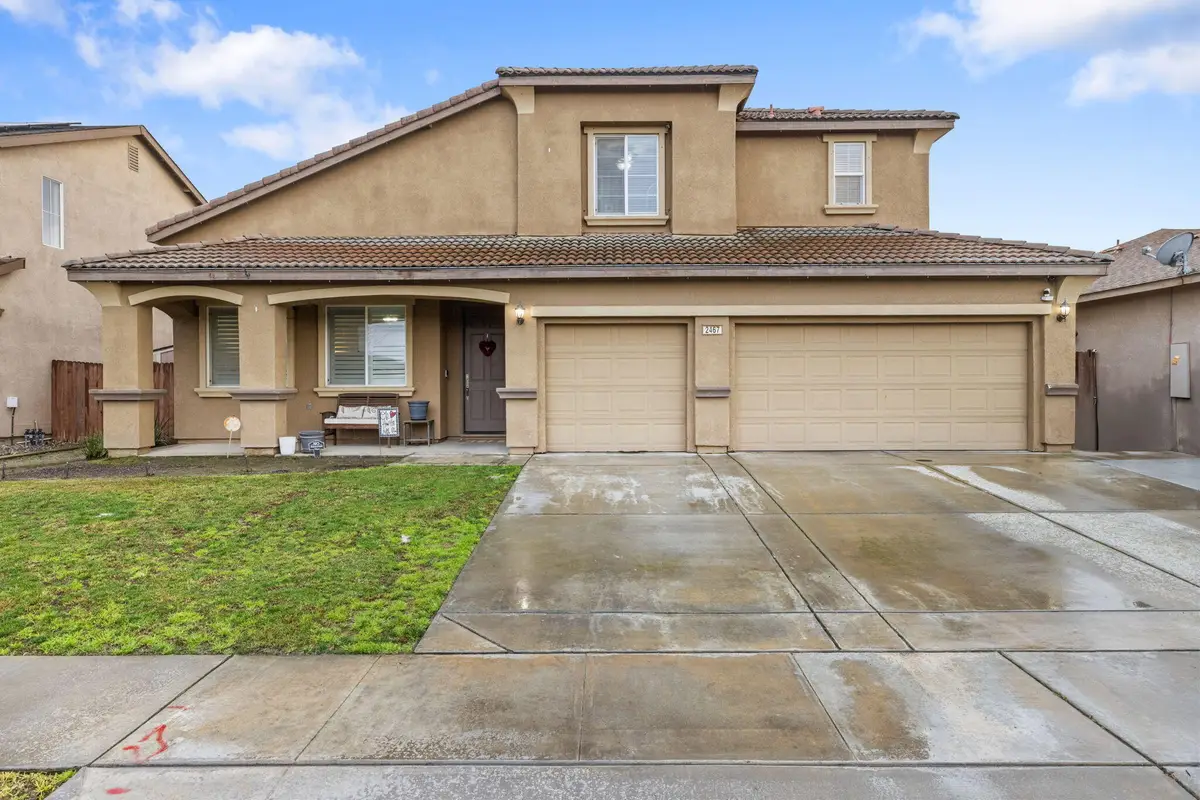 2467 Ship Rock Avenue, Tulare, CA 93274 - #1