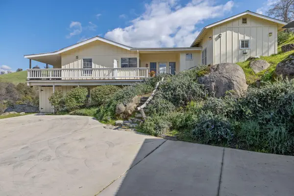 40209 Redtail Lane, Three Rivers, CA 93271