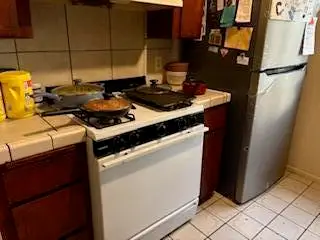 221 S Leggett Street, Porterville, CA 93257 - #3