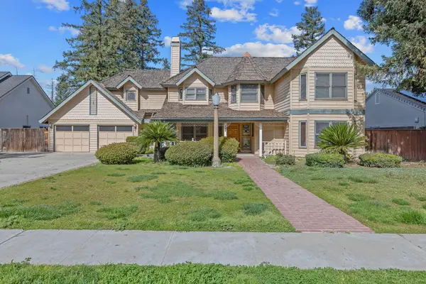 144 E Parkview Avenue, Visalia, CA 93277