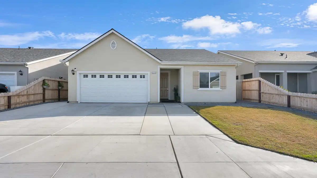 13713 Crocus Way, Armona, CA 93202 - #1