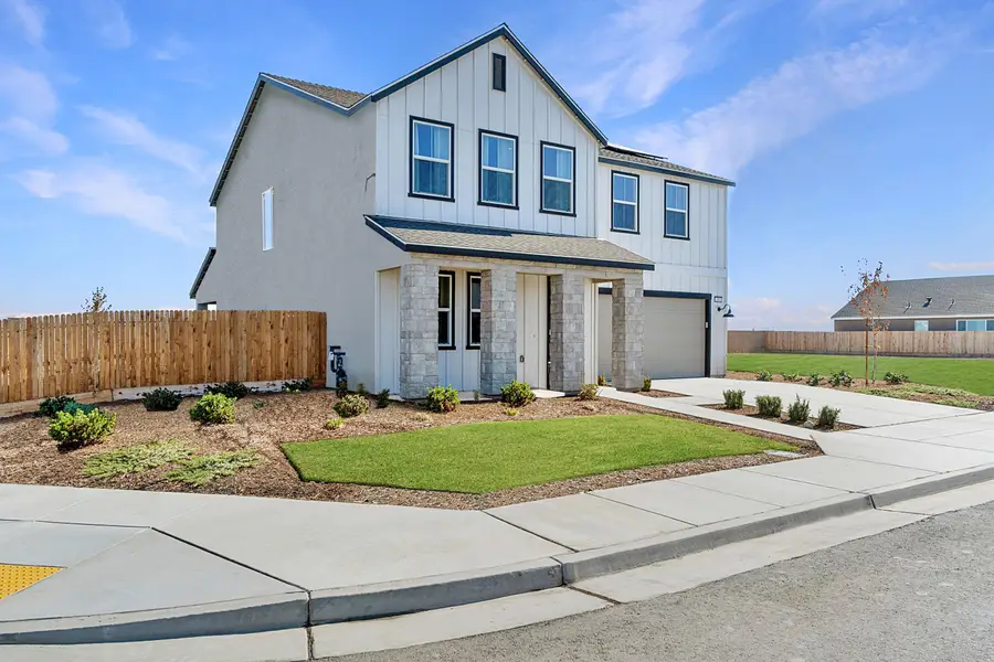 408 Vanderbilt Drive, Lemoore, CA 93245 - #3