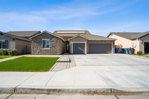 2090 Chancellor Avenue, Tulare, CA 93274