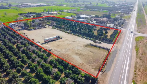 18234 Orange Belt Drive, Porterville, CA 93257