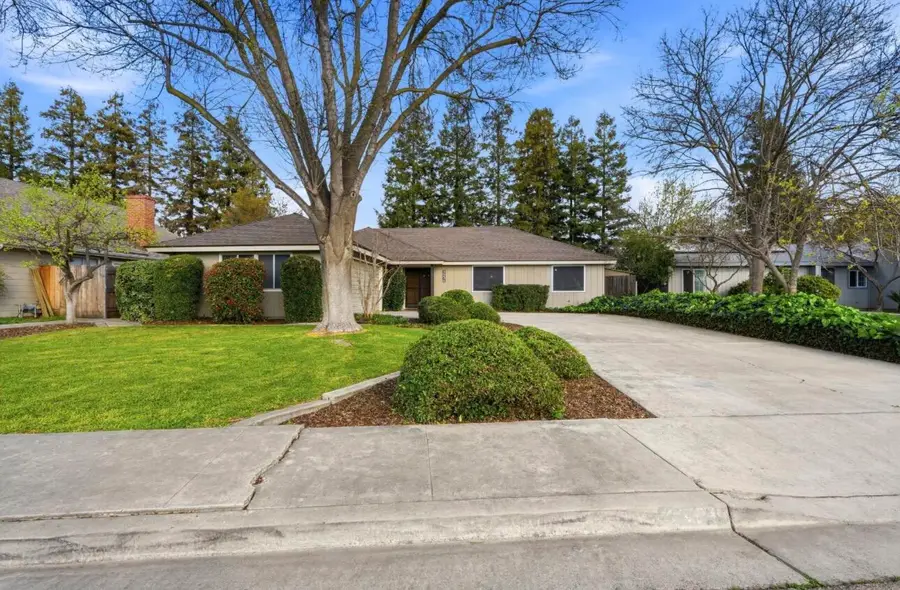 2936 S Conyer Street, Visalia, CA 93277 - #3