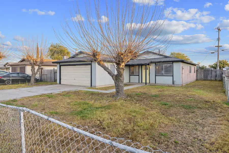 1399 Carla Avenue, Pixley, CA 93256 - #2