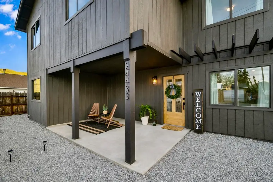 24433 Summit Drive, Lemon Cove, CA 93244 - #2