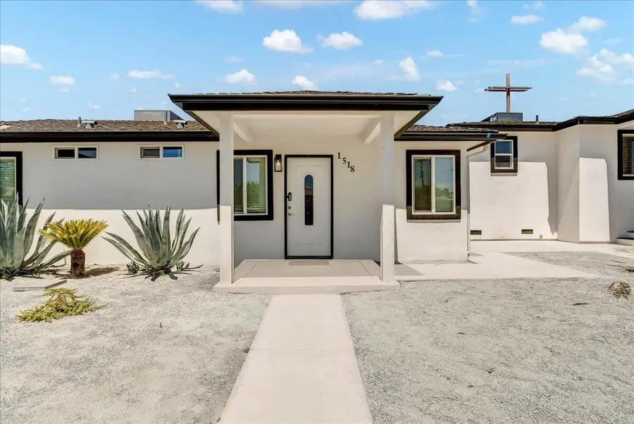 1518 W Grove Avenue, Visalia, CA 93291 - #2