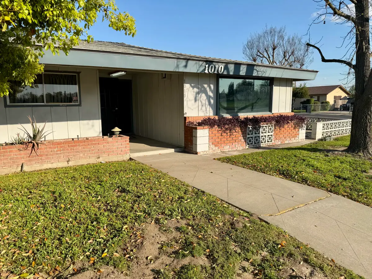 1010 S Lovers Lane, Visalia, CA 93292 - #1