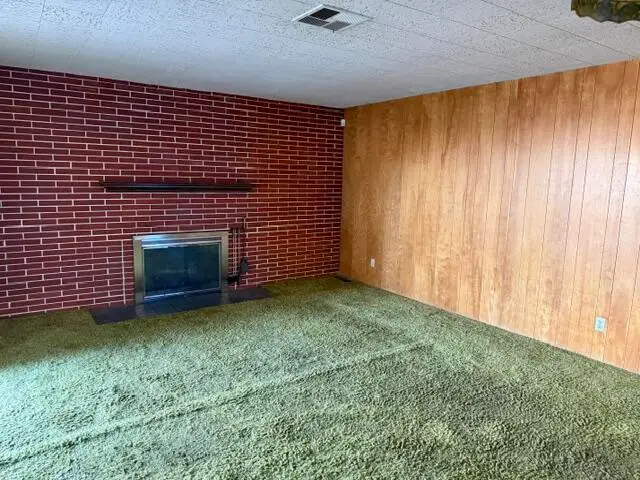 1010 S Lovers Lane, Visalia, CA 93292 - #2