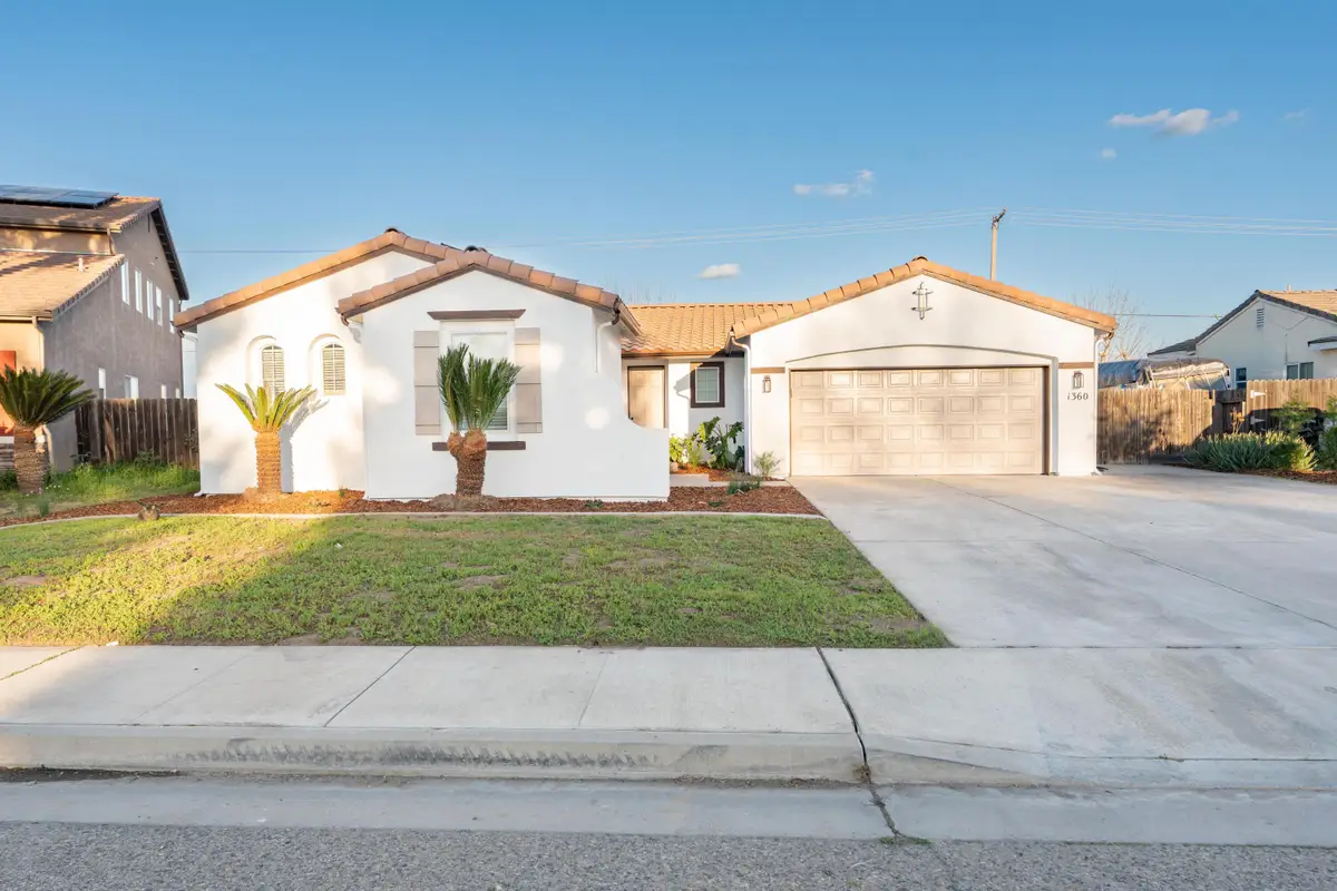 1360 N Jennifer Way, Porterville, CA 93257 - #1