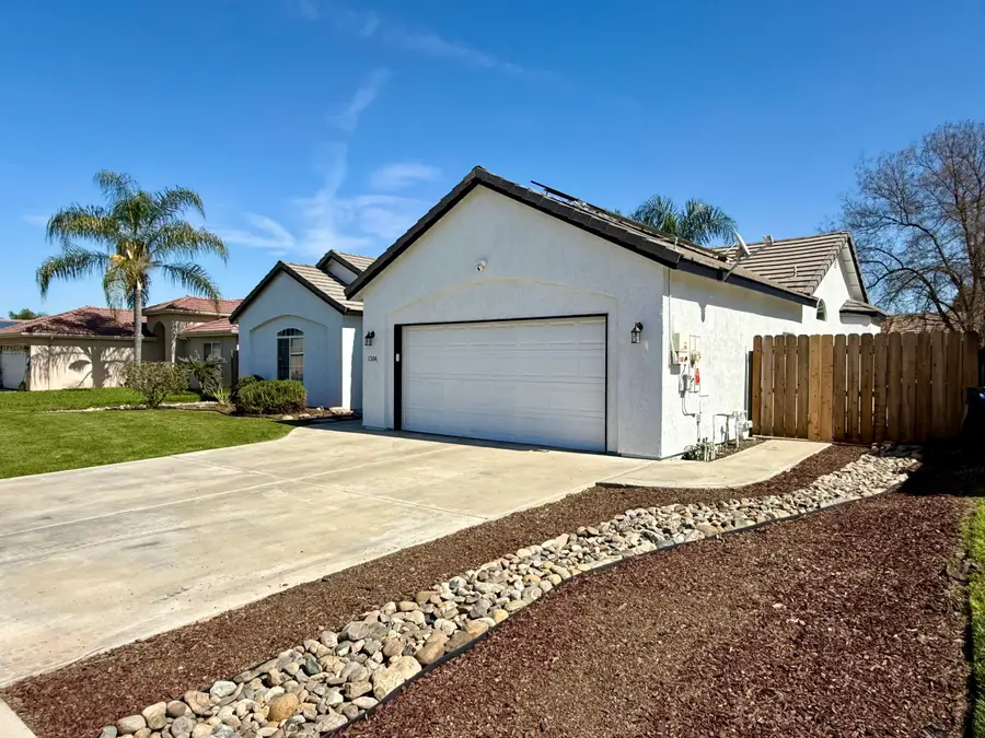 1304 N Birch Street, Porterville, CA 93257 - #2