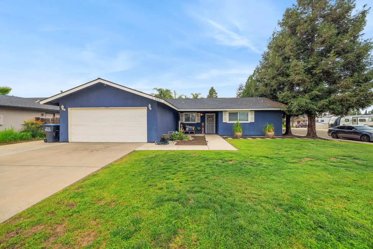 2221 S Akers Street, Visalia, CA 93277 - #1