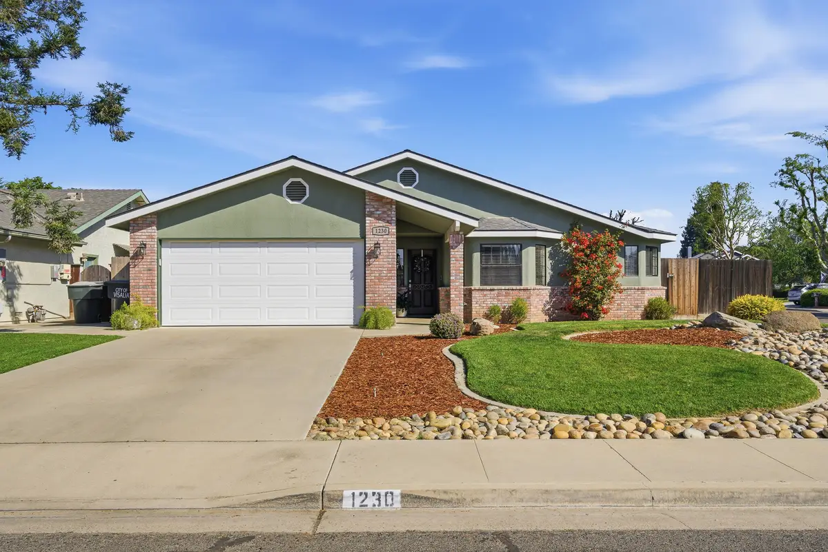 1230 W La Vida Court, Visalia, CA 93277 - #1