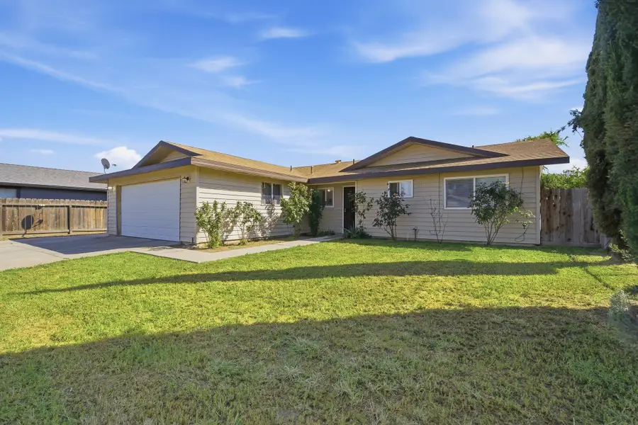 14291 Rosemary Circle, Lemoore, CA 93245 - #2