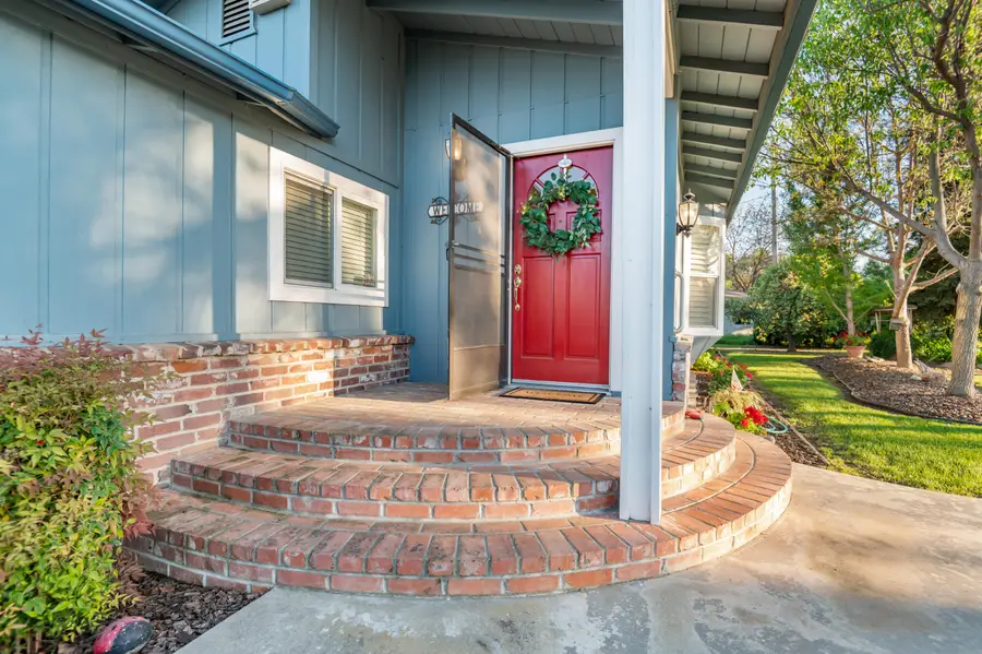 214 N Linwood Street, Visalia, CA 93291 - #3