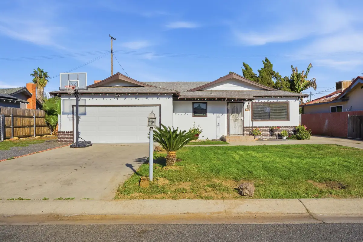 480 N Belmont Street, Porterville, CA 93257 - #1