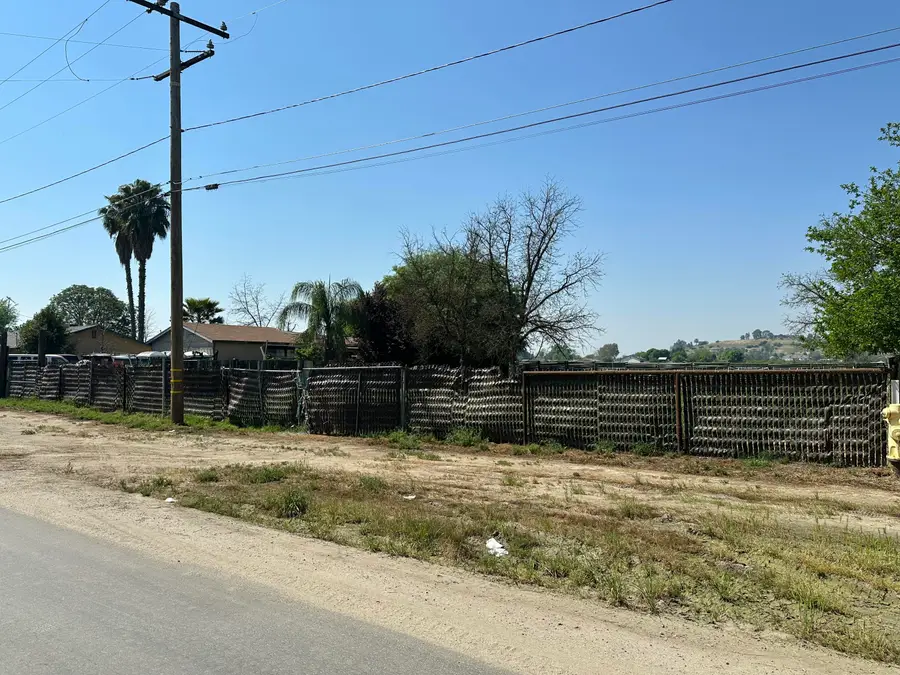 Hall #Lindsay, Lindsay, CA 93247 - #3