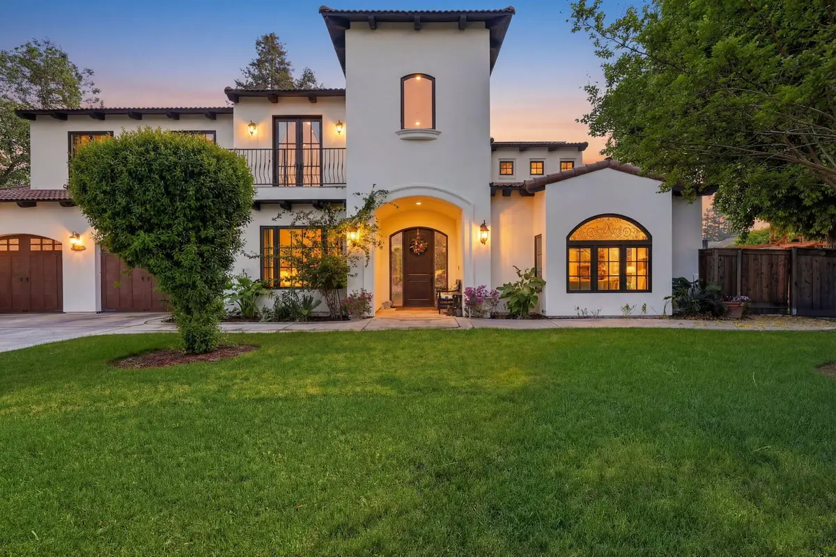 3939 W Robinwood Court W, Visalia, CA 93291 - #1