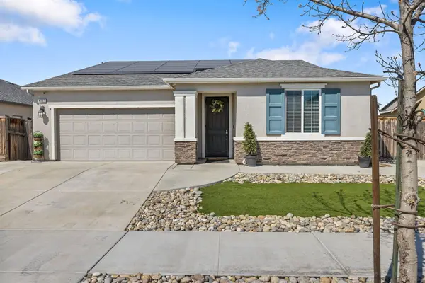 4002 E Cypress Avenue, Visalia, CA 93292