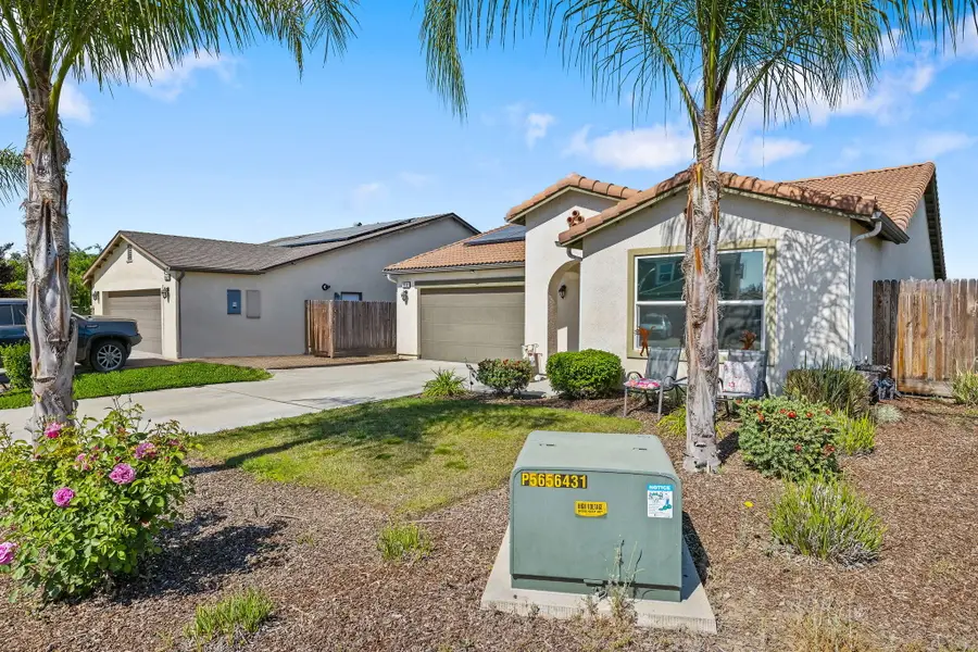 1646 N Arroyo Court, Visalia, CA 93292 - #3